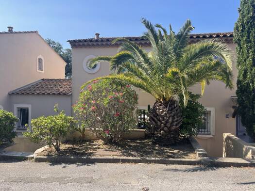 Maison à vendre 495 000 € 3 pièces 2 chambres 51 m² dès le 01/09/2025 La Croix-Valmer 83420