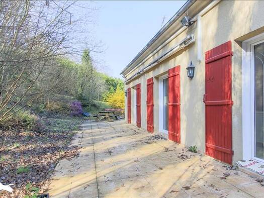 Maison à vendre 390 000 € 8 pièces 5 chambres 174 m² 1 781 m² de terrain Guiry-en-Vexin 95450