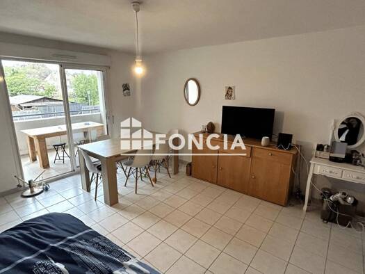 Appartement à vendre 81 000 € 2 pièces 1 chambre 49 m² Étage 1/1 Toutifaut Bergerac 24100