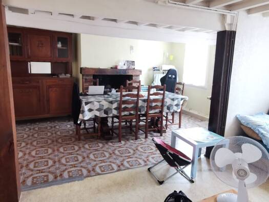 Maison à vendre 76 000 € 2 pièces 1 chambre 64 m² 167 m² de terrain Davenescourt 80500