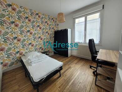 Appartement à louer 420 € 1 pièce 45 m² RDC Centre Chateaubriant 44110