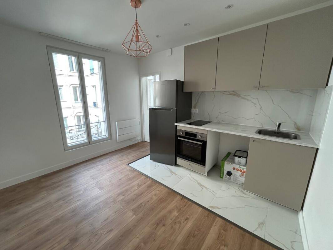 Maison à louer, 27m², CLICHY