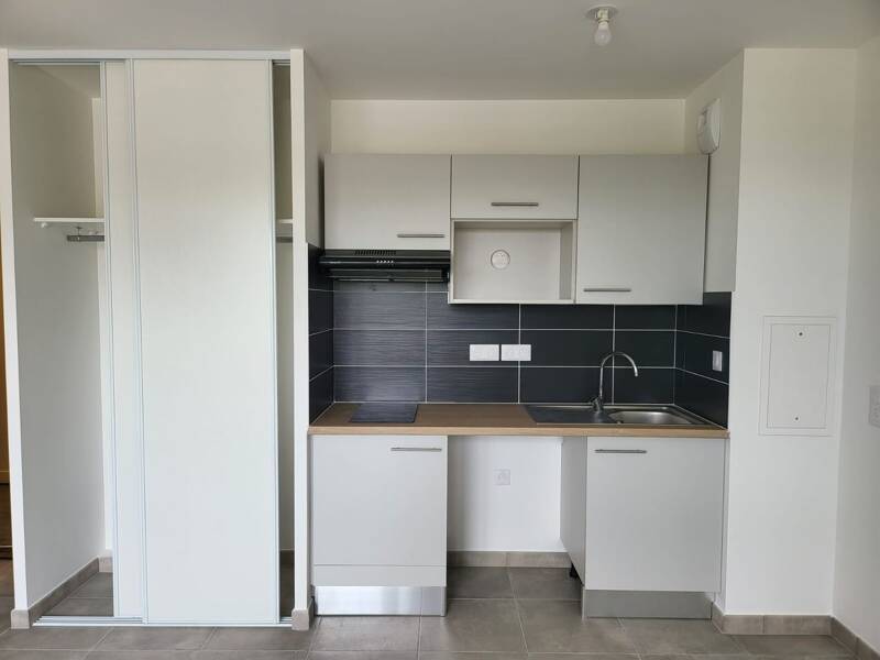 Maison à louer, 40m², EPONE