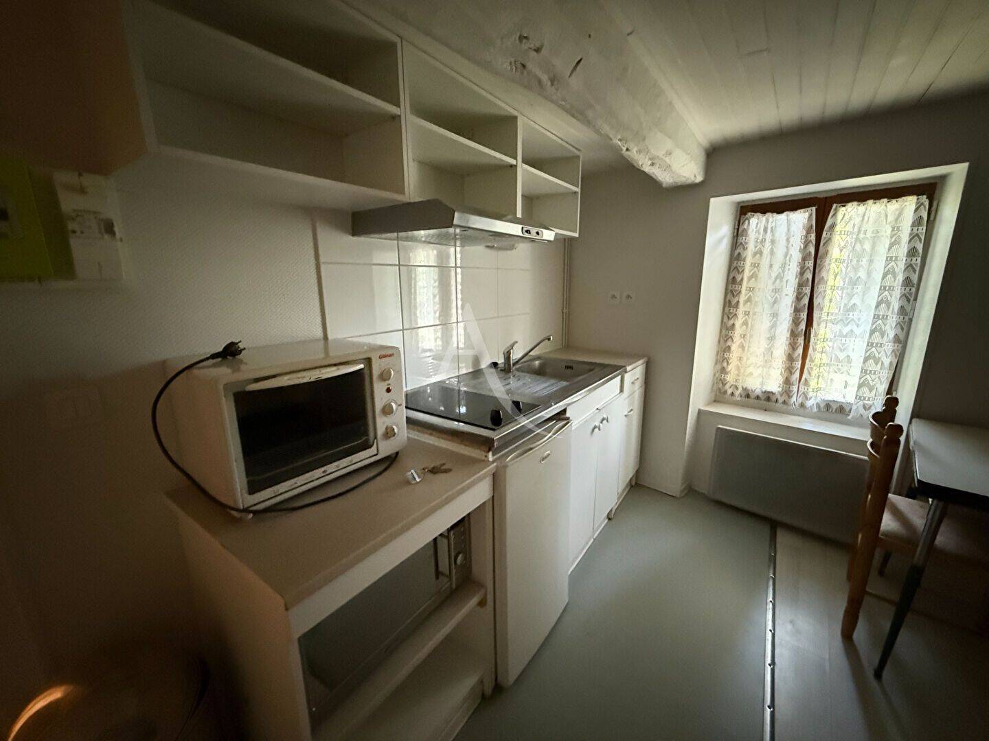 Maison à louer, 28m², SAINT SERNIN SUR RANCE