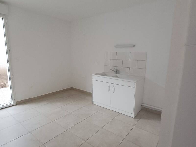 Maison à louer, 66m², LYON 8E