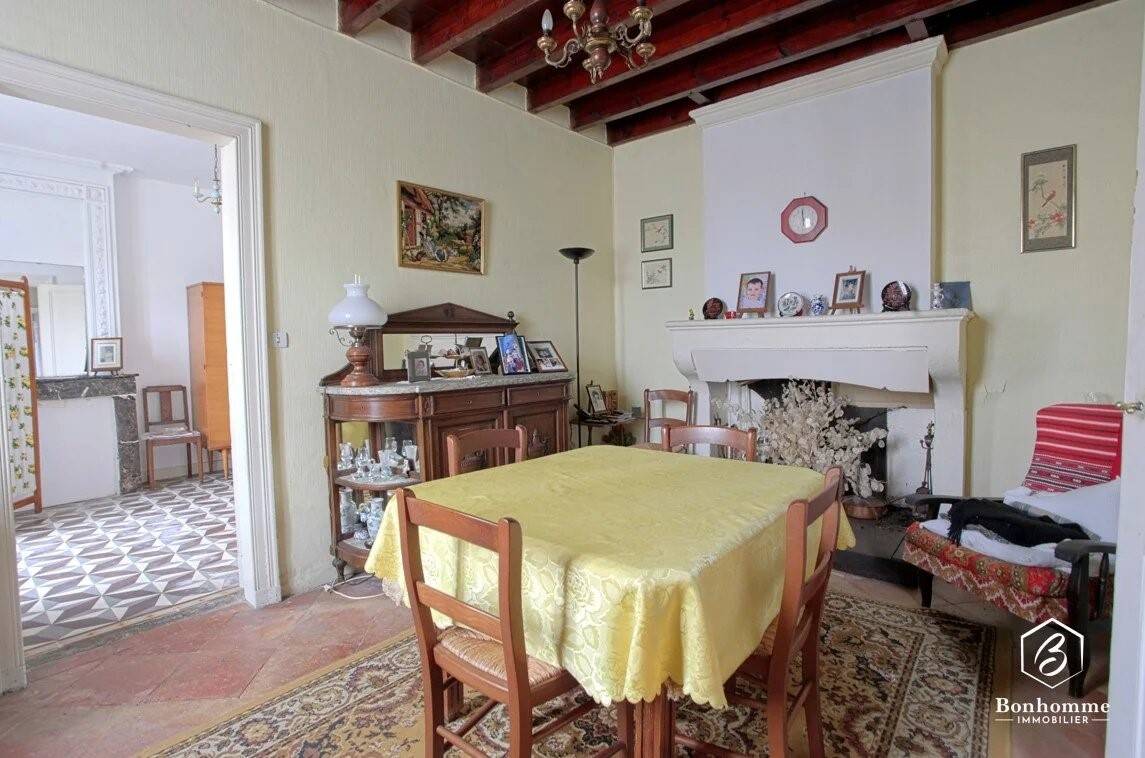 Maison à vendre, 176m², LANGOIRAN