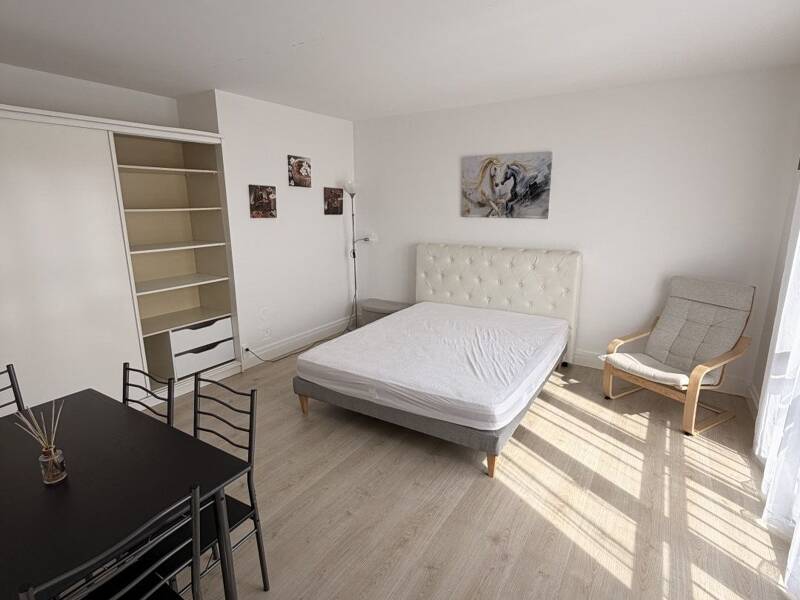 Maison à louer, 32m², SAINT MAUR DES FOSSES