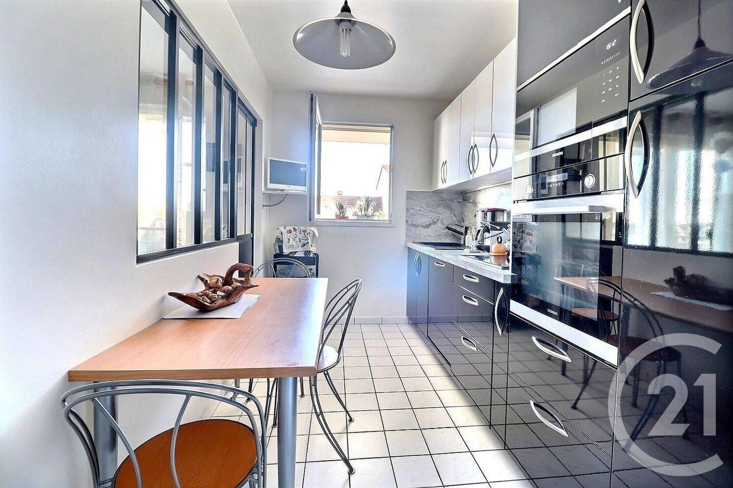 Maison à vendre, 80m², LES LILAS