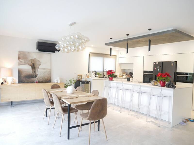 Maison à vendre, 128m², LE PUY SAINTE REPARADE