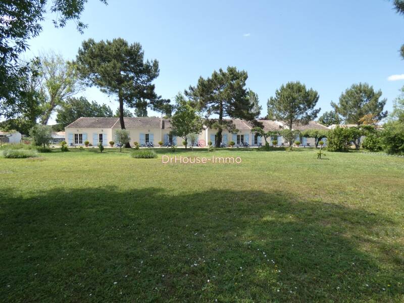 Maison à vendre, 900m², LE GRAND VILLAGE PLAGE