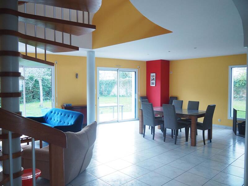 Maison à louer, 132m², QUESTEMBERT