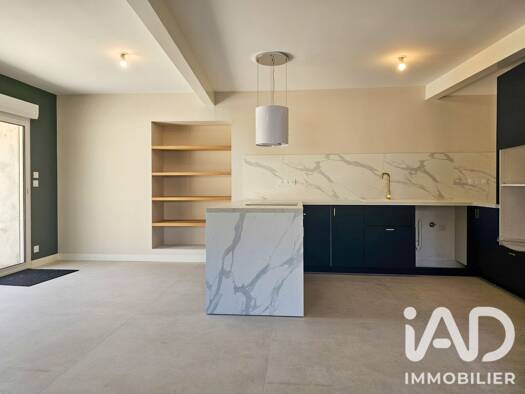 Maison à vendre 163 200 € 4 pièces 3 chambres 87,81 m² 536 m² de terrain Étagnac 16150