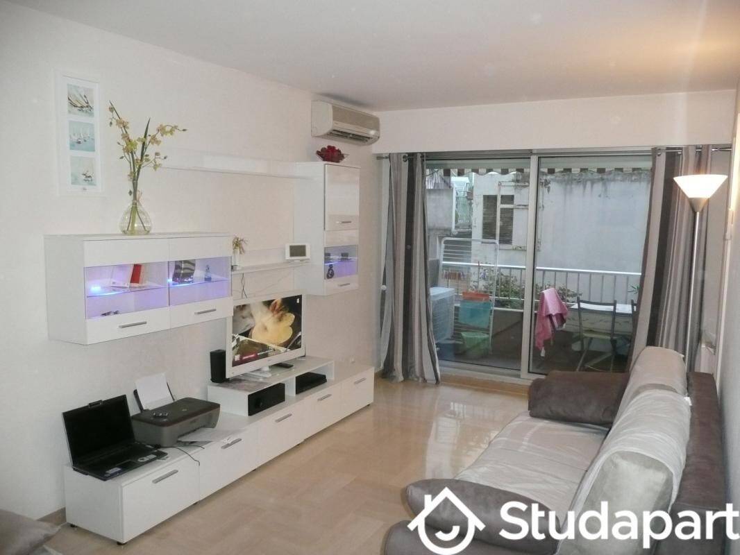 Maison à louer, 29m², ANTIBES