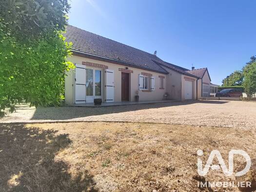 Maison de plain-pied à vendre 189 600 € 4 pièces 3 chambres 87 m² 1 004 m² de terrain Pruniers-en-Sologne 41200