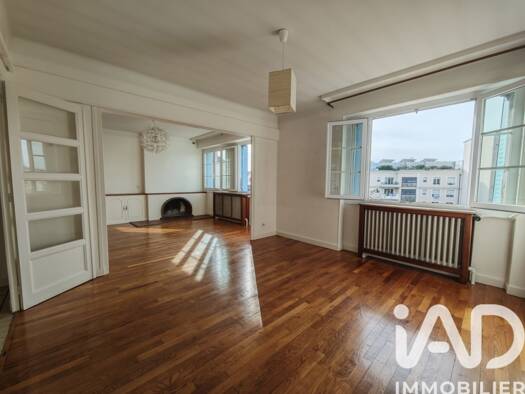 Appartement à vendre 299 000 € 6 pièces 4 chambres 129 m² Étage 3/3 Eugene Spuller Dijon 21000