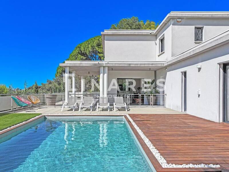 Maison à louer, 192m², MARSEILLE 12E