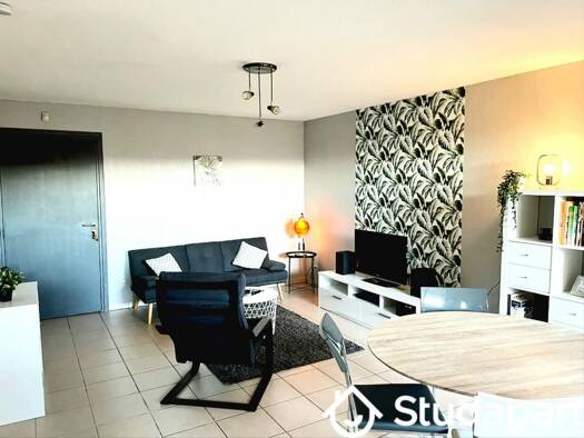 Appartement à louer 590 € 2 pièces 1 chambre 36 m² RDC Saint Martin Perpignan 66000