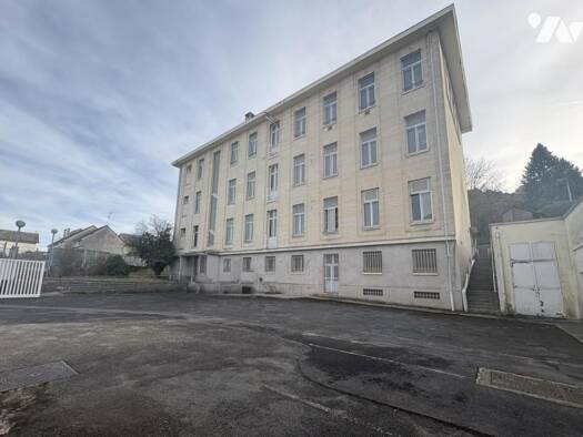 Immeuble à vendre 480 000 € 1 900 m² Laon 02000