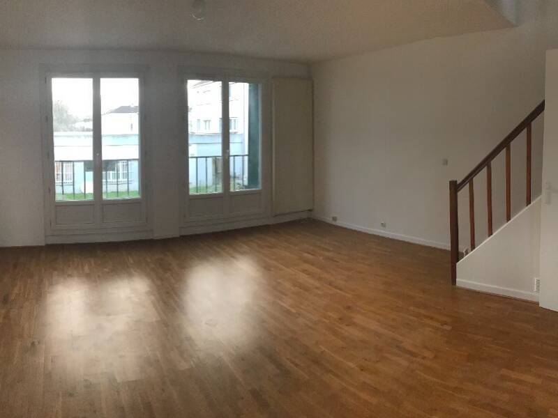 Maison à louer, 84m², VILLEPREUX