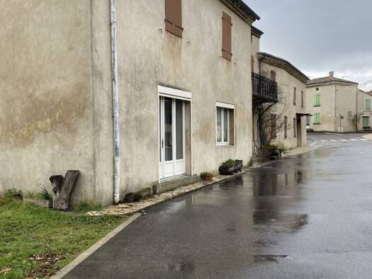 Maison à vendre 263 000 € 6 pièces 4 chambres 235 m² 1 272 m² de terrain Montvendre 26120