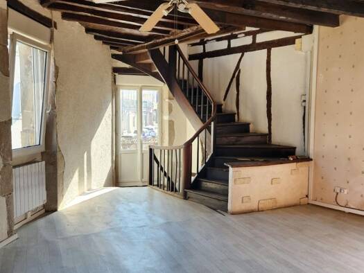 Duplex à vendre 74 000 € 3 pièces 1 chambre 65 m² 1er étage Castres 81100