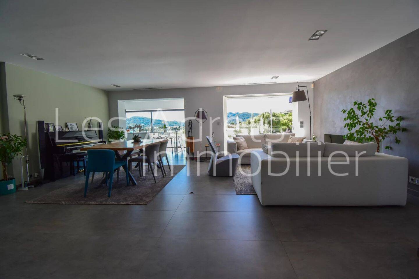 Maison à vendre, 203m², LES ADRETS DE L'ESTEREL