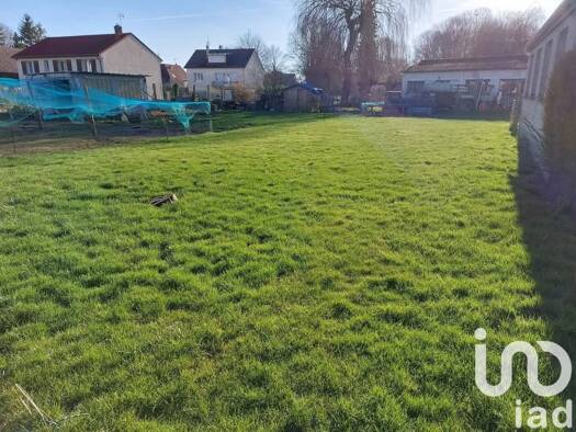 Terrain constructible à vendre 34 000 € 772 m² de terrain Avançon 08300