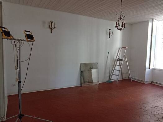 Appartement à louer 520 € 3 pièces 2 chambres 46,8 m² RDC/3 Ganges 34190