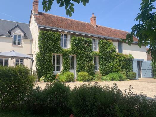 Maison à vendre - de 1.1M € 5 pièces 3 chambres 178 m² 4 332 m² de terrain Vernou sur Brenne 37210