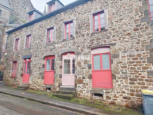 Immeuble à vendre 790 500 € 510 m² Bécherel 35190