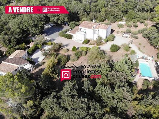 Maison à vendre 849 000 € 10 pièces 5 chambres 326 m² 12 626 m² de terrain Besse-sur-Issole 83890