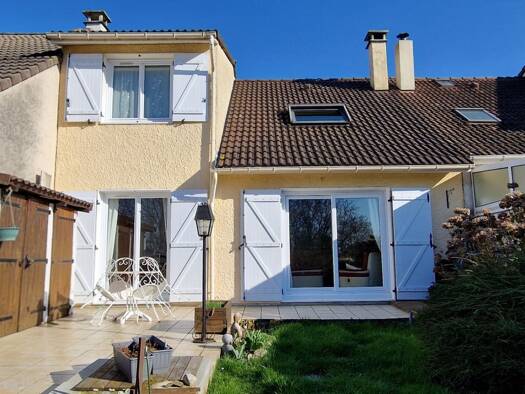 Maison à vendre 314 500 € 5 pièces 3 chambres 109 m² 306 m² de terrain Le Bourg-La Garenne Marly-la-Ville 95670