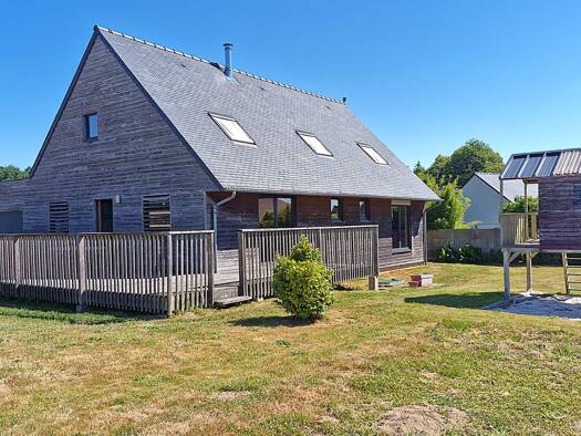 Maison à vendre 270 600 € 4 pièces 3 chambres 151,45 m² 1 371 m² de terrain Le Fœil 22800