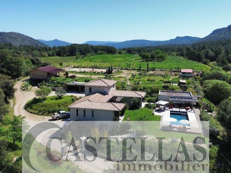 Maison à vendre, 320m², ROQUEFORT LA BEDOULE