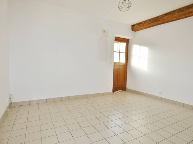 Maison à louer, 27m², LIVILLIERS