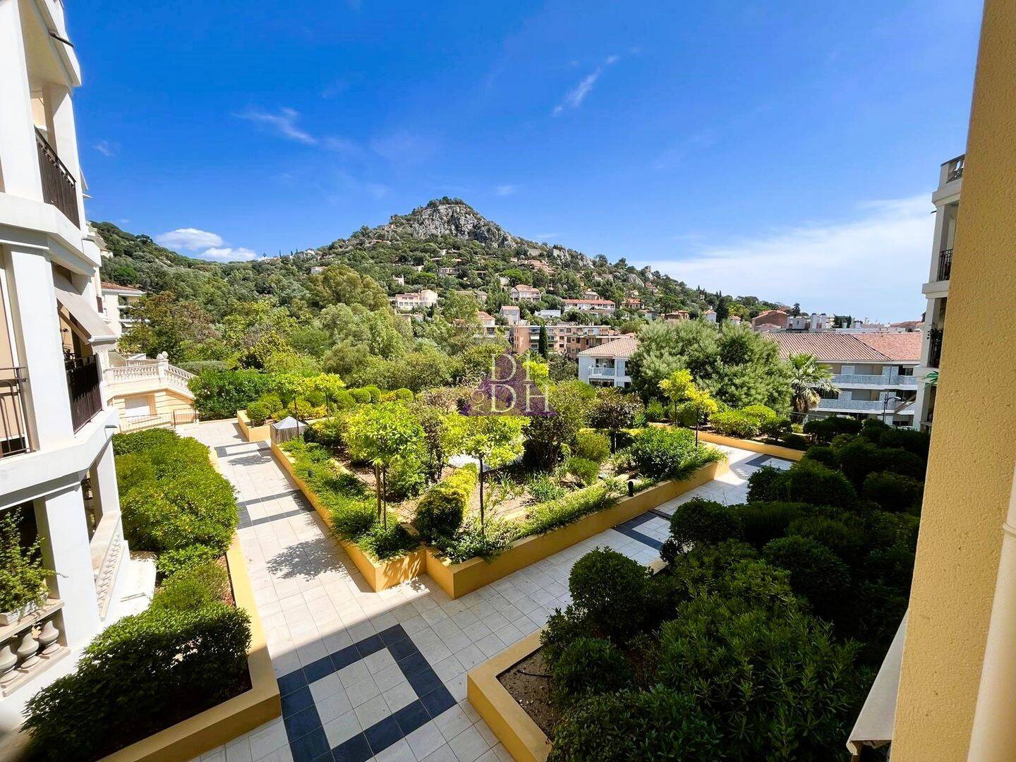 Maison à vendre, 74m², HYERES