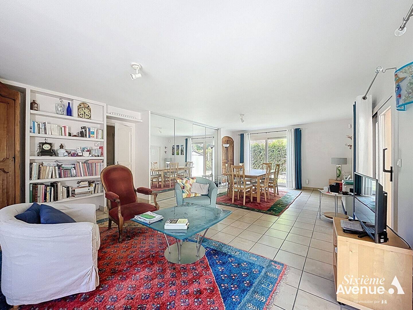 Maison à vendre, 186m², SEREZIN DU RHONE