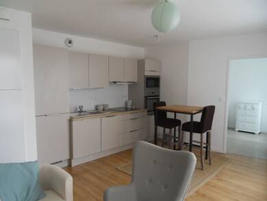 Appartement à louer 850 € 2 pièces 1 chambre 42 m² Étage 1/4 Margny les Compiegne 60280