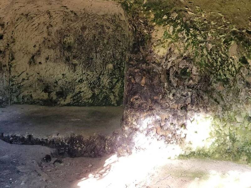 Maison à vendre, 42m², LES ROCHES L'EVEQUE