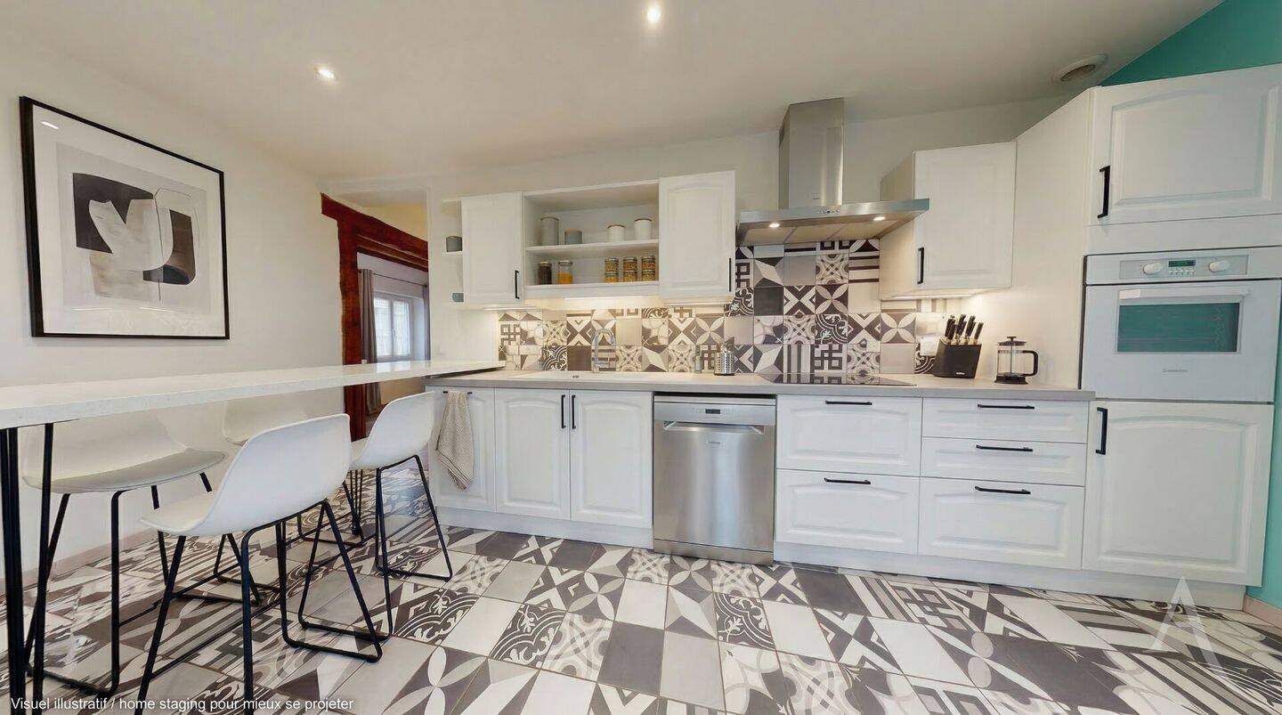 Maison à vendre, 260m², SAINT ETIENNE DE SAINT GEOIRS