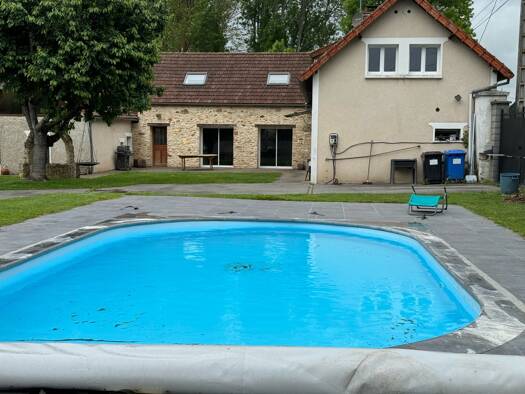 Maison à vendre 535 000 € 6 pièces 5 chambres 230 m² 6 450 m² de terrain Houdan 78550