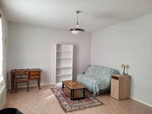 Appartement à louer 347 € 1 pièce 30 m² Nord Saint-Yrieix-la-Perche 87500