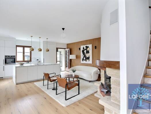 Maison à vendre 699 900 € 4 pièces 3 chambres 120 m² 15 m² de terrain Bergère-Moulin Puteaux 92800