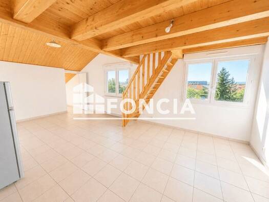 Appartement à louer 950 € 3 pièces 2 chambres 75,46 m² 2ème étage Cités Thonon-les-Bains 74200