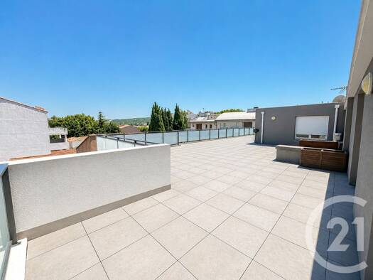 Appartement à vendre 360 000 € 4 pièces 3 chambres 105 m² 3ème étage Martigues 13500
