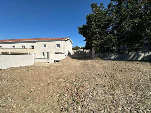 Terrain constructible viabilisé à vendre 209 000 € 417 m² de terrain Decines Charpieu 69150