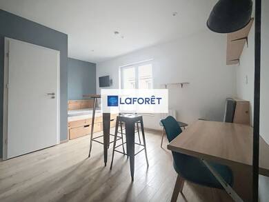 Appartement à louer - Neuf 550 € 1 pièce 17 m² Dernier étage, Étage 2/2 Saint Pierre Brest 29200