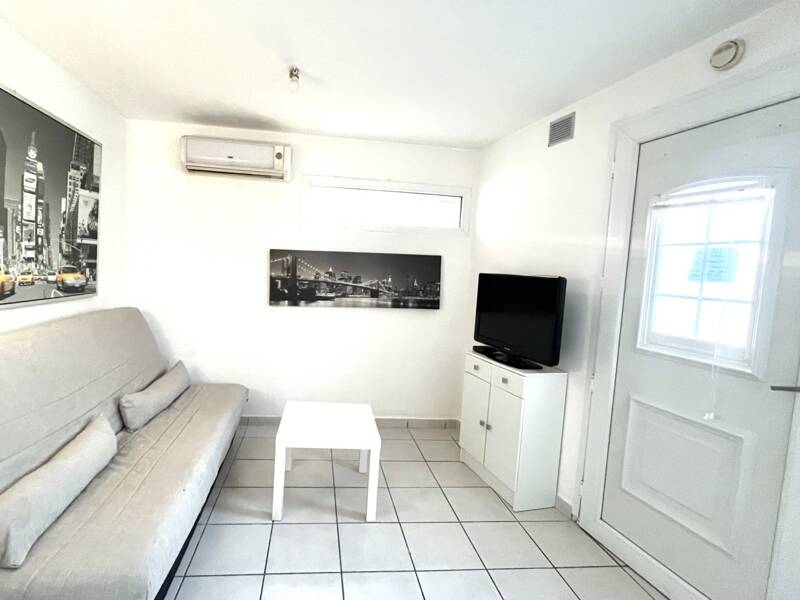 Maison à louer, 18m², LA REDONNE