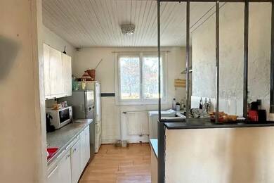 Appartement à vendre 49 500 € 3 pièces 2 chambres 51,9 m² RDC Arsenal Roanne 42300