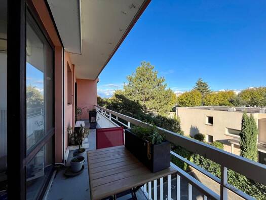 Appartement à louer 620 € 2 pièces 1 chambre 55,4 m² Centre Pierrelatte 26700